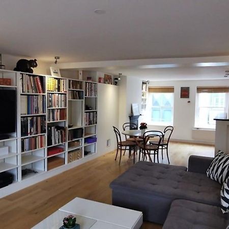 Spacious 2 Bedroom Apartment In The Heart Of Soho. Londres Extérieur photo